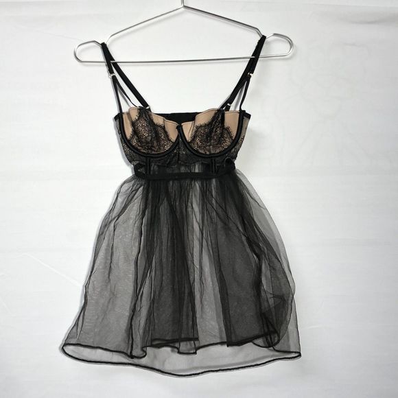 Victoria's Secret Babydoll Bra Chemise Lingerie Black Nude Chemise Lace 32B